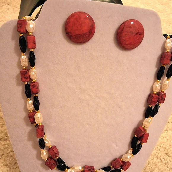 💥SALE💥SETA, NWT, Earring & Necklace Set, Mauve, Black,White,Gold - Picture 4 of 6